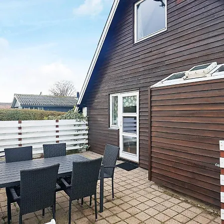 6 Person Holiday In Nyaraló