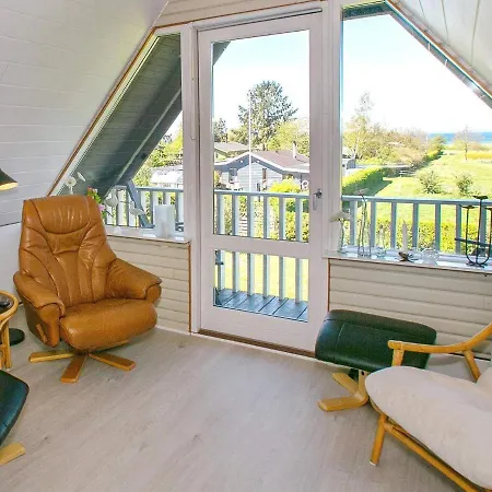 Дом отдыха 6 Person Holiday In Богенсе